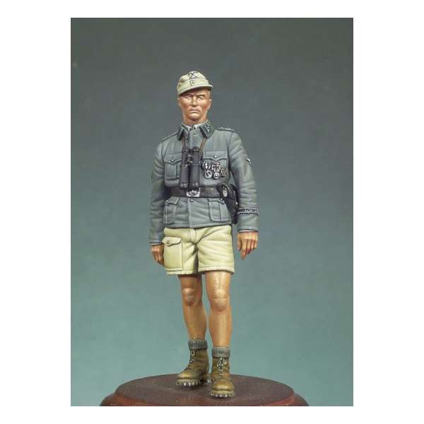 Andrea miniaturen,historische figuren 54mm.Obersturmführer,1945.