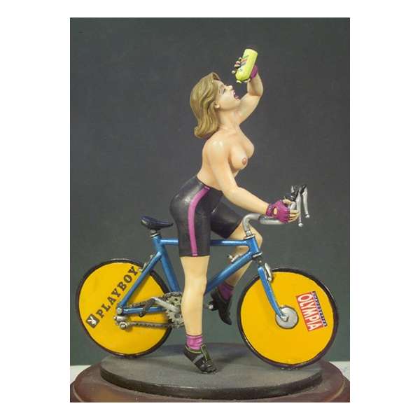 Andrea miniaturen,figuren 80mm.Radrennfahrerin.