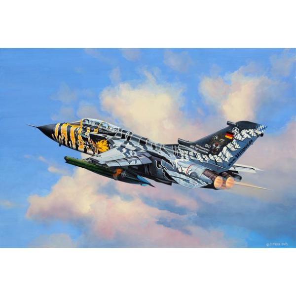 Kit de caza Revell Tornado Ecr Tigermeet 2011/12 1/72 - 04847