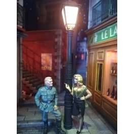 Andrea Miniatures 54mm Figurine de Soldat Allemand avec une... dame...