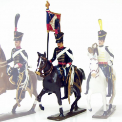 Figurine d'étendard du 11e régiment de hussards (1808) CBG Mignot.