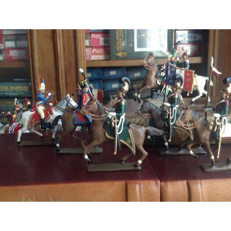Figurine d'officier des chevau-léger 4ème rgt (plastron cramoisi) (1812) CBG Mignot.