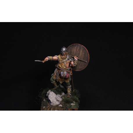 Figurine de guerrier Viking en résine 75mm.