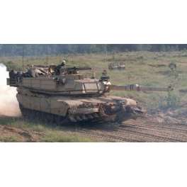  CHAR LOURD US M1A1 ABRAMS avec lames anti mines -1991 . Maquette de char US. Trumpeter 1/72e