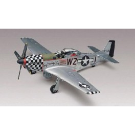 NORTH AMERICAN P 51 D MUSTANG 1/48e Revell.