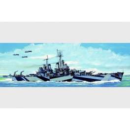  CROISEUR LOURD USS CA-68 "BALTIMORE" 1944. Maquette de bâtiment de guerre. Trumpeter 1/700e